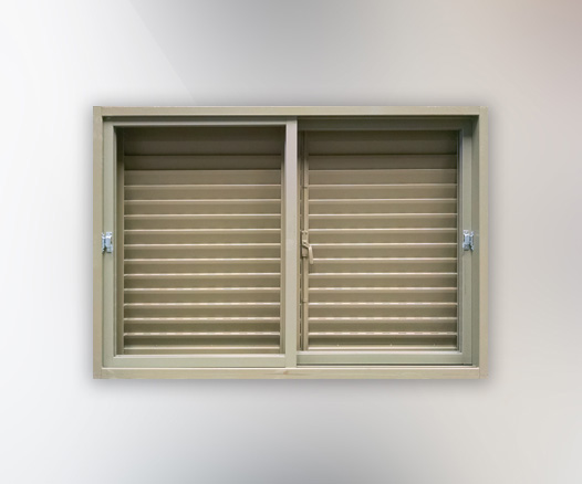Ventana corrediza con postigon